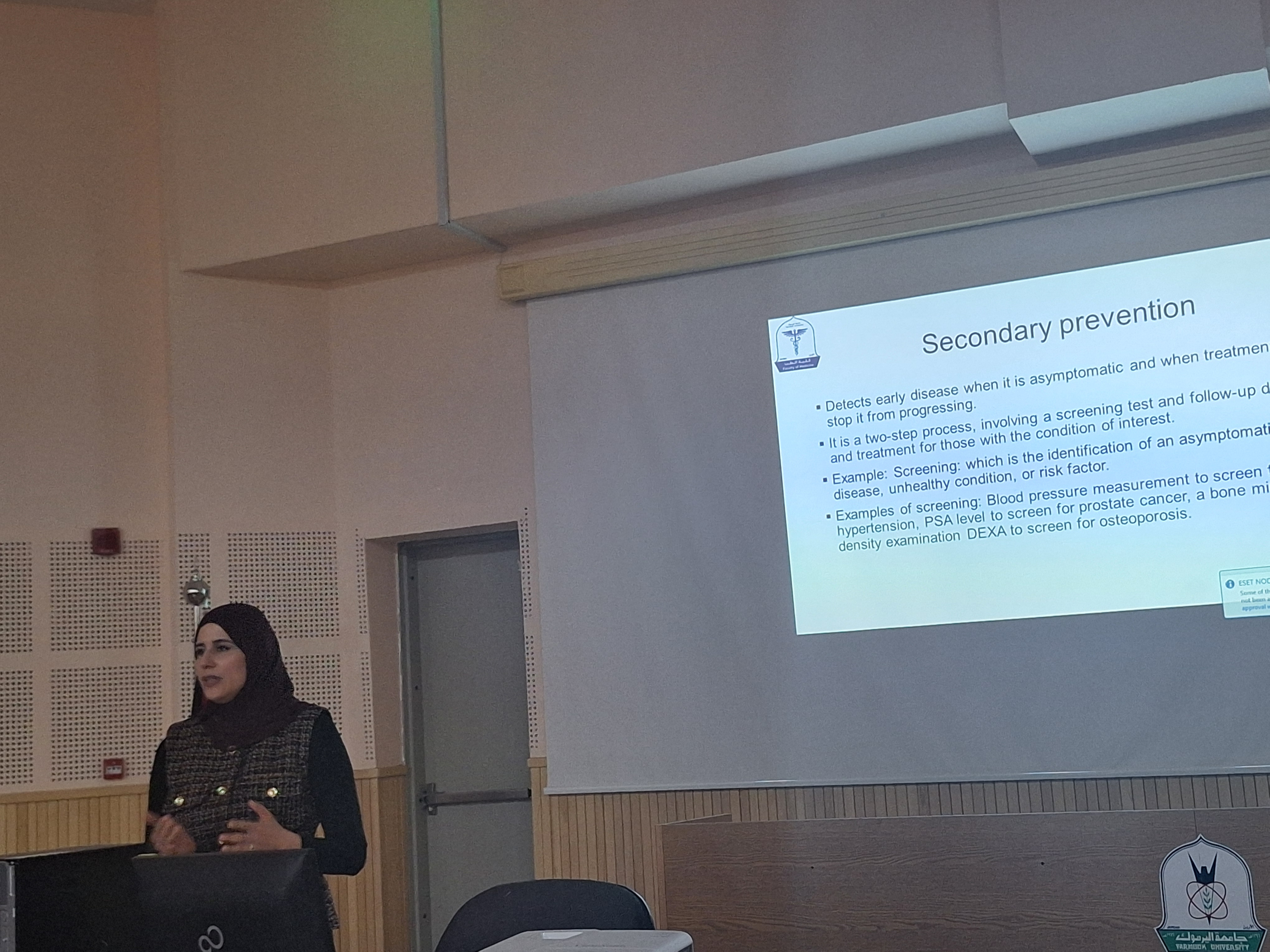 كلية الطب تعقد خامس محاضرات سلسلة Grand Rounds / The Faculty of Medicine Holds the Fifth Lecture in the Grand Rounds Series