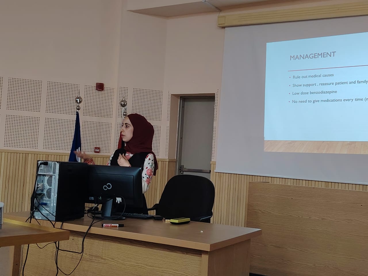 كلية الطب تعقد ثاني محاضرات سلسلة الـ Grand Round