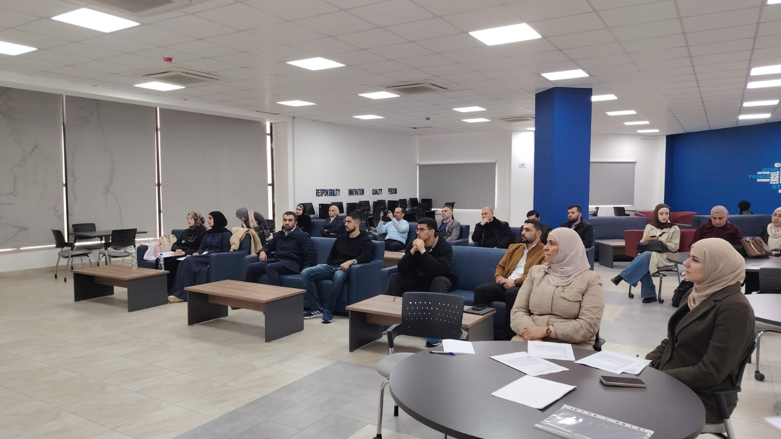 ورشة حول التقييم النقدي المنهجي ومراجعة الأبحاث العلمية a Workshop on Structured Critical Appraisal and Peer Review of Scientific Research