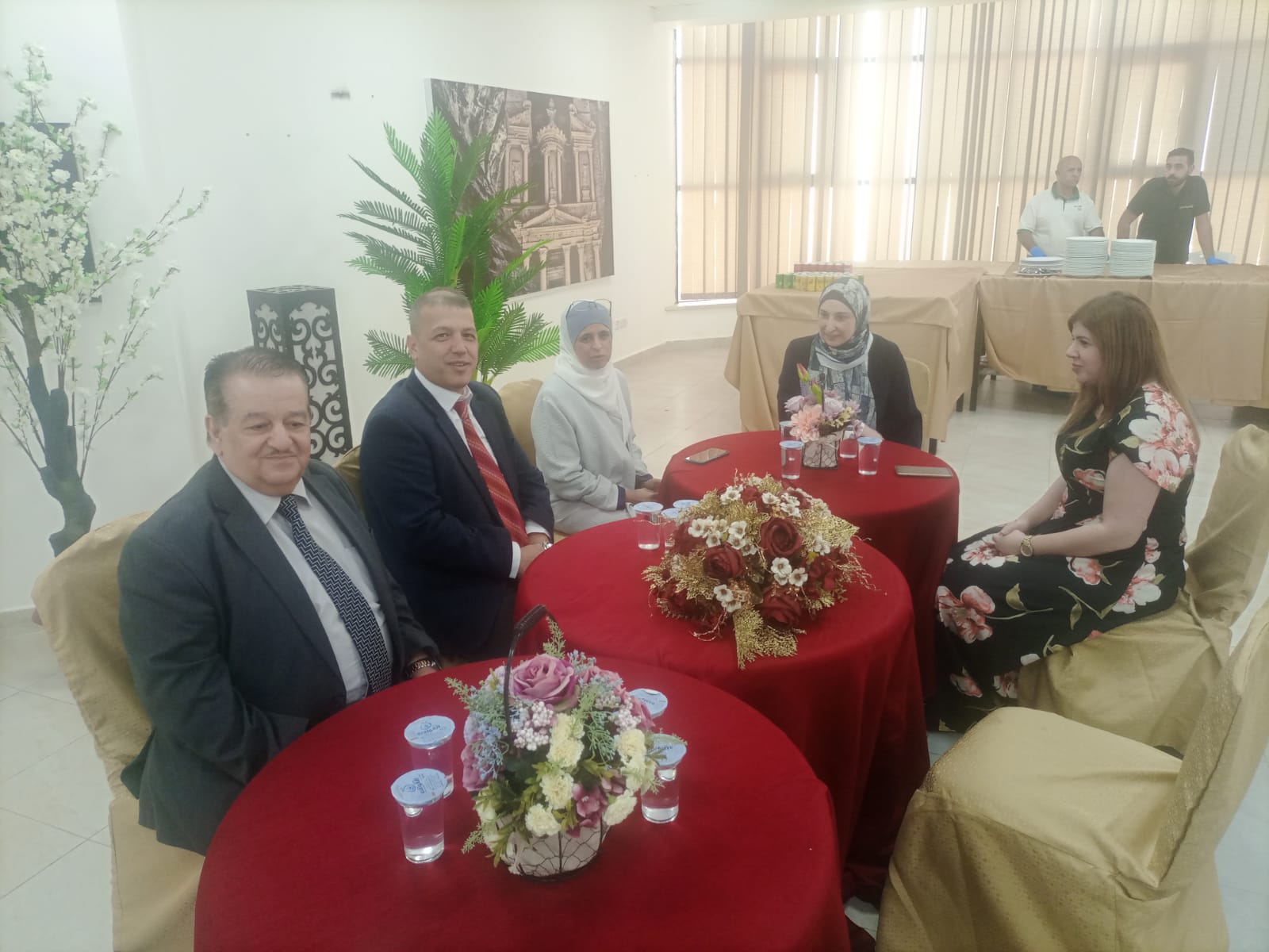 The Family of FM/YU honors the former dean Prof. Khaldoon Bashaireh